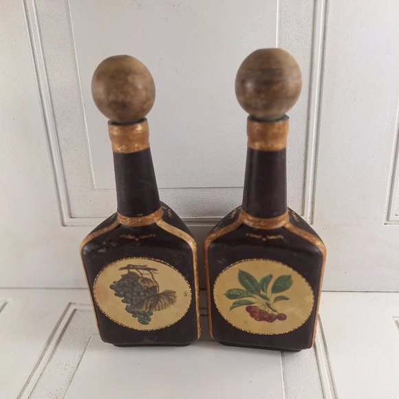 Rustic Bottles Genuine Leather Vined Fruit Design - Picture 9 of 10